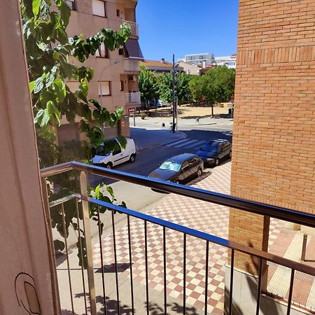 Hostal Manel Pineda de Mar Exterior photo