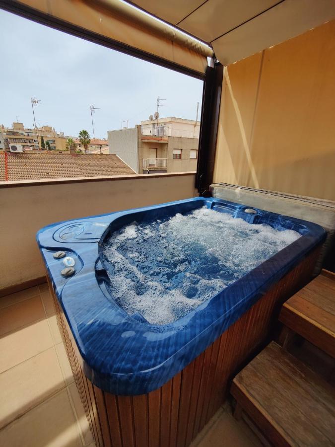 Hostal Manel Pineda de Mar Exterior photo